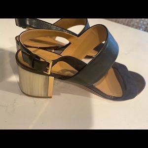 Tory Burch Size 10